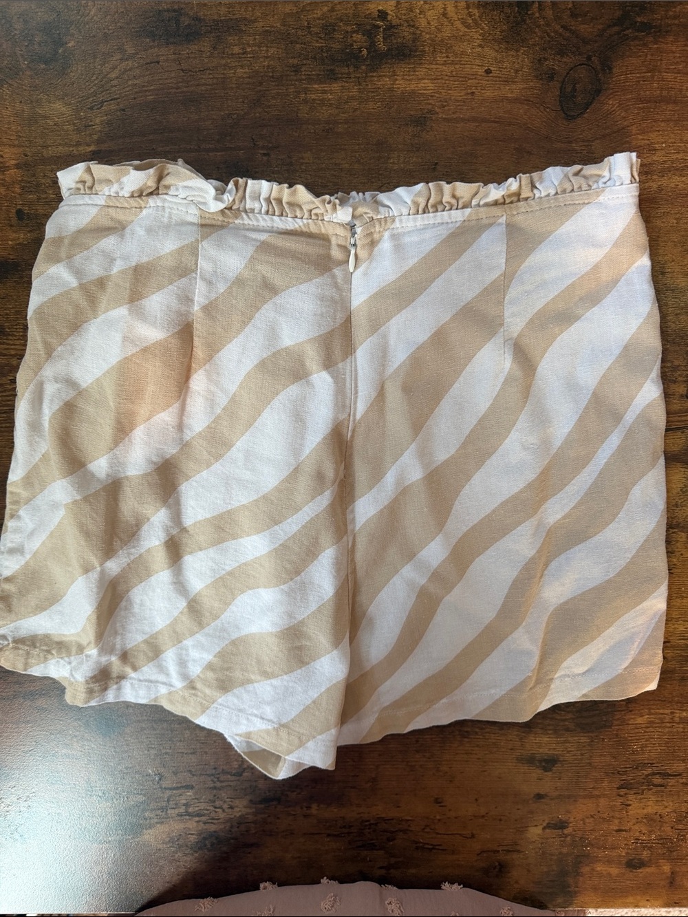 Versona Beige and White Striped Elastic Waist Skirt - Picture 6 of 7